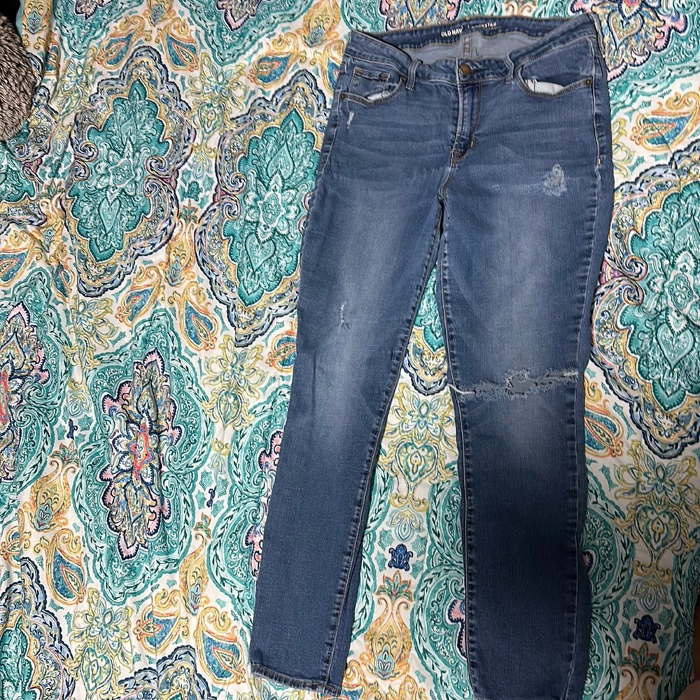 Old navy, mid-rise rock start blue jeans, size 10